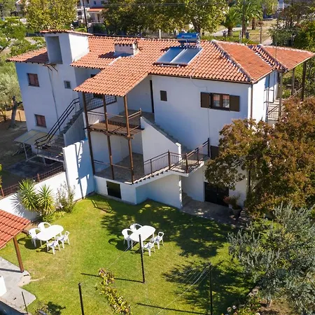 Blooming Memories Apartment Vourvourou