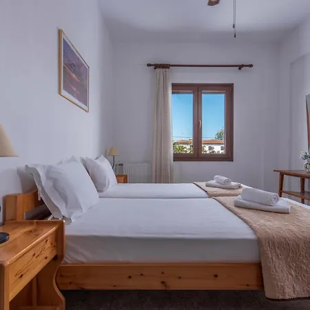 Blooming Memories Apartment Vourvourou